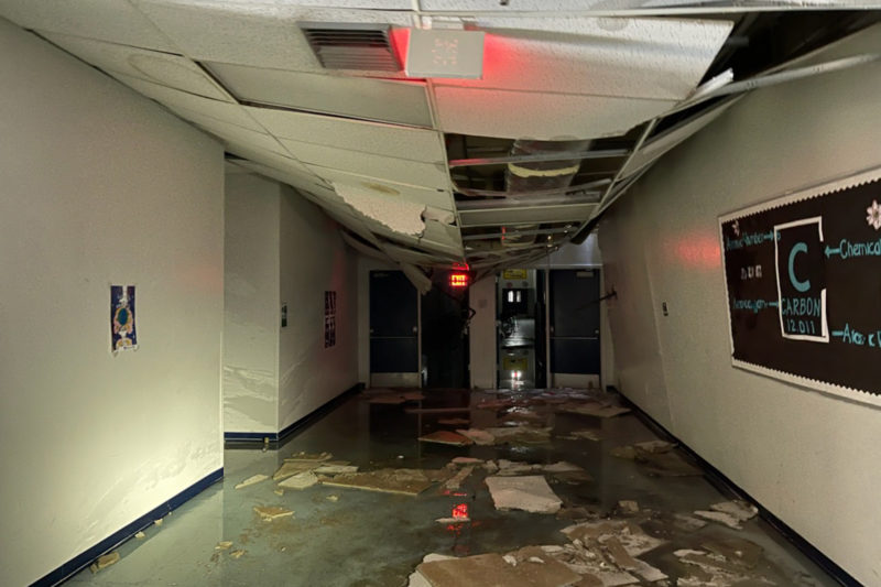 why ceilings collapse