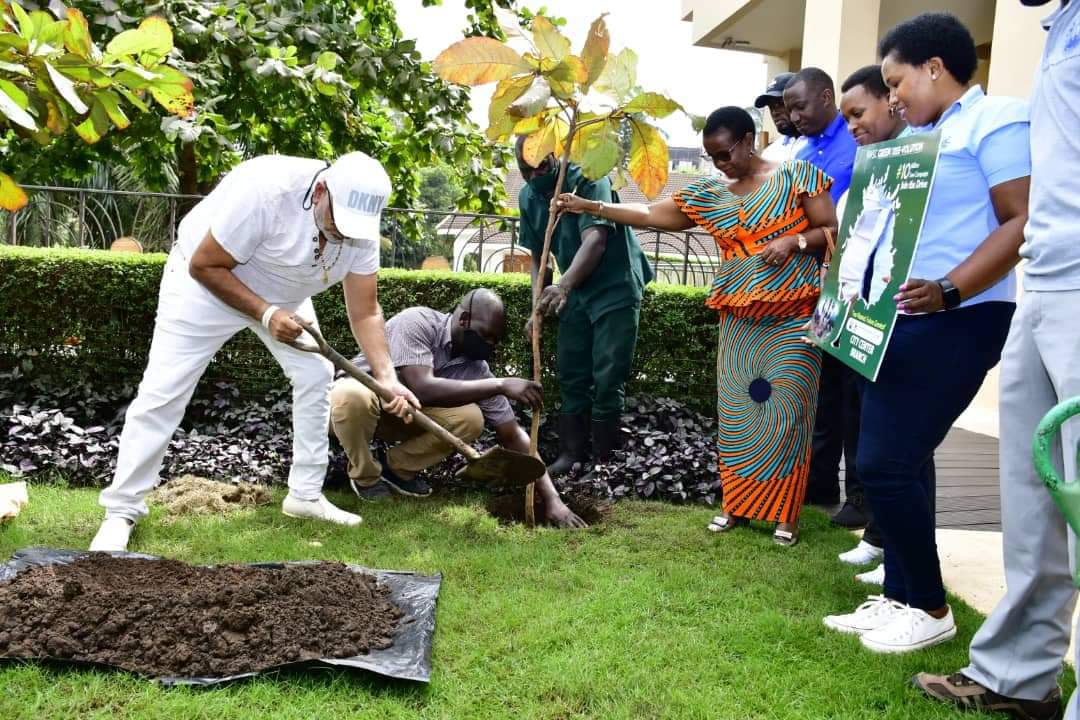 Real Muloodi Sudhir Ruparelia planted the first tree at his home in Kololo, Kampala, in support the campaign to green Kampala City.