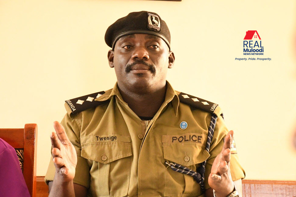 Rwenzori west regional police spokesperson Vincent Twesige gave a statement to the press about the fatal land dispute.