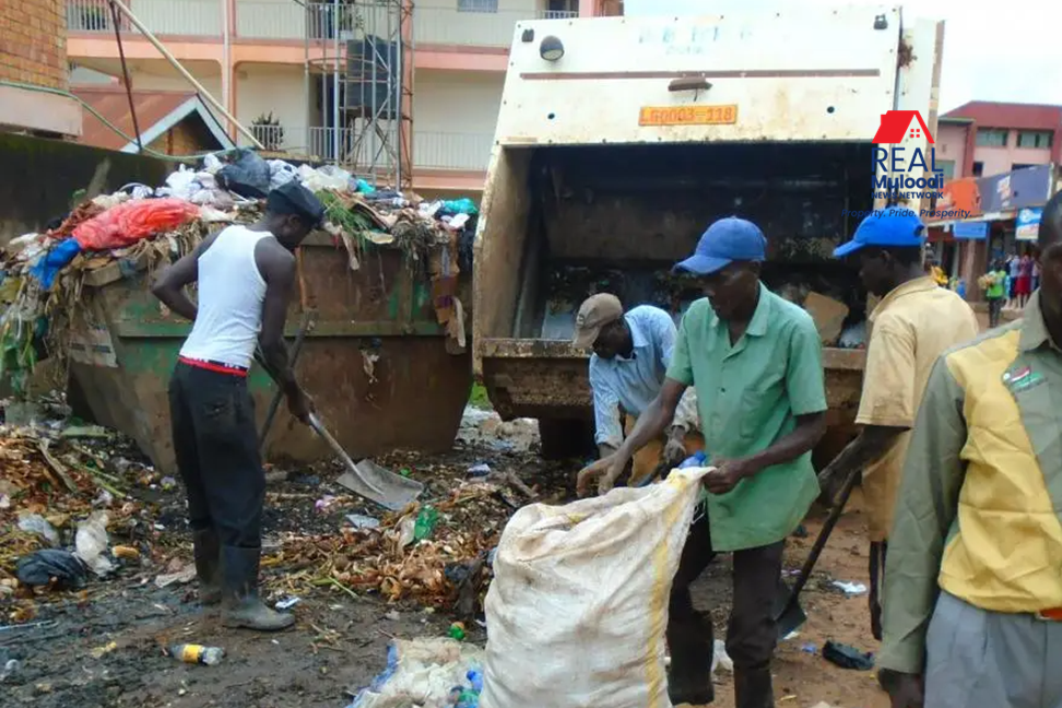 Hoima Municipal Garbage collectors; Hoima city is actively seeking private partners to assist in rubbish collection.